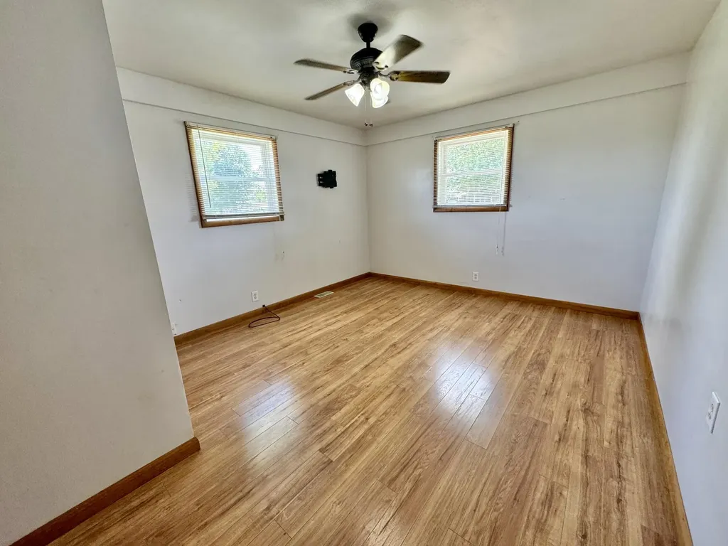 6658 Ky-10 Tollesboro KY 41189