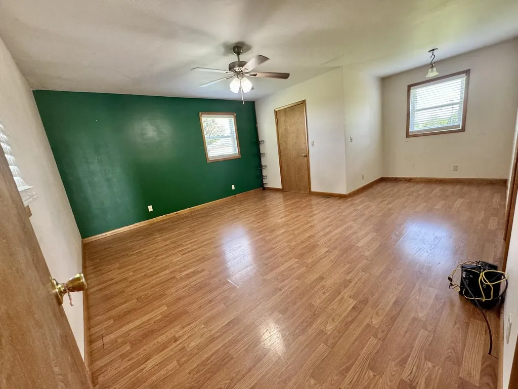 6658 Ky-10 Tollesboro KY 41189