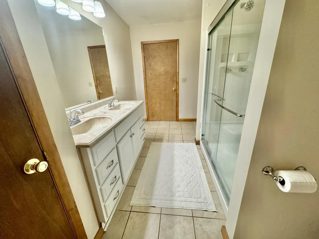 6658 Ky-10 Tollesboro KY 41189