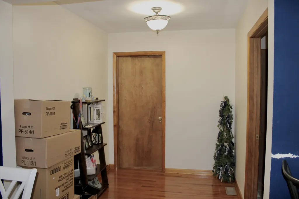 6658 Ky-10 Tollesboro KY 41189
