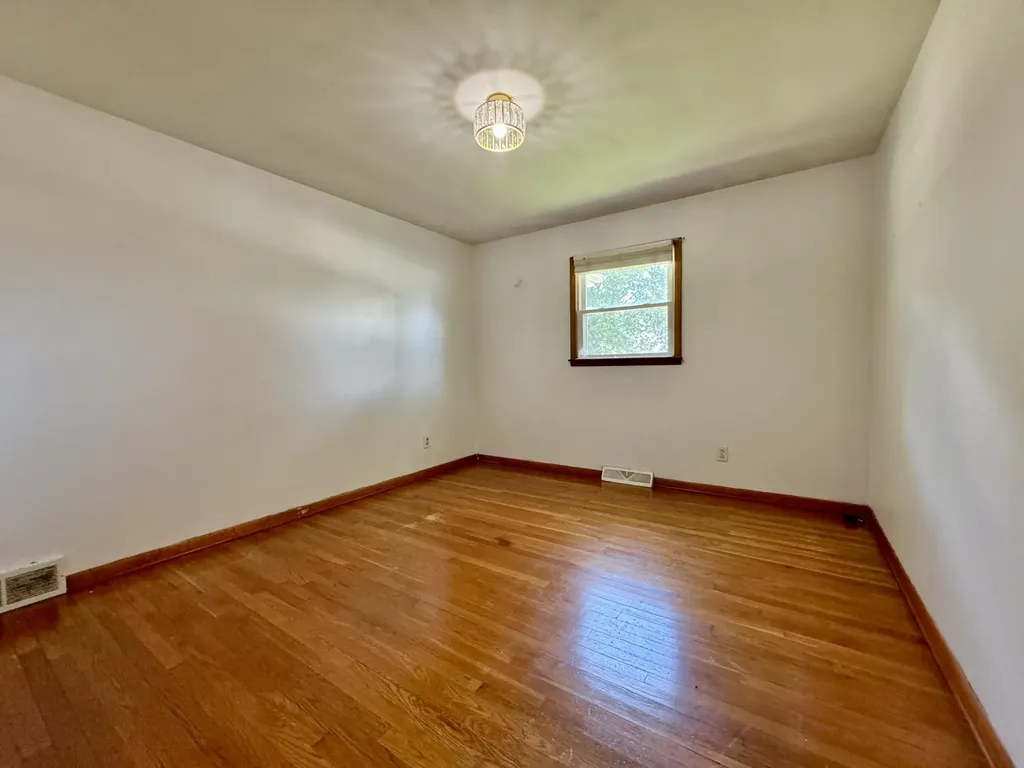 6658 Ky-10 Tollesboro KY 41189
