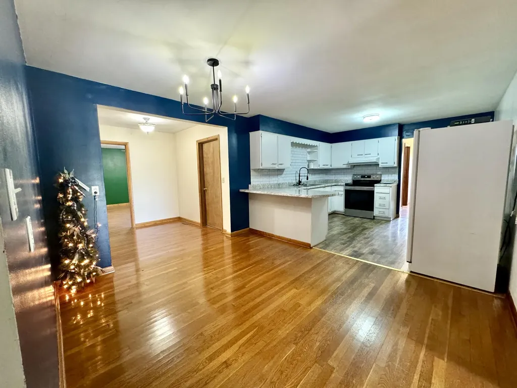 6658 Ky-10 Tollesboro KY 41189