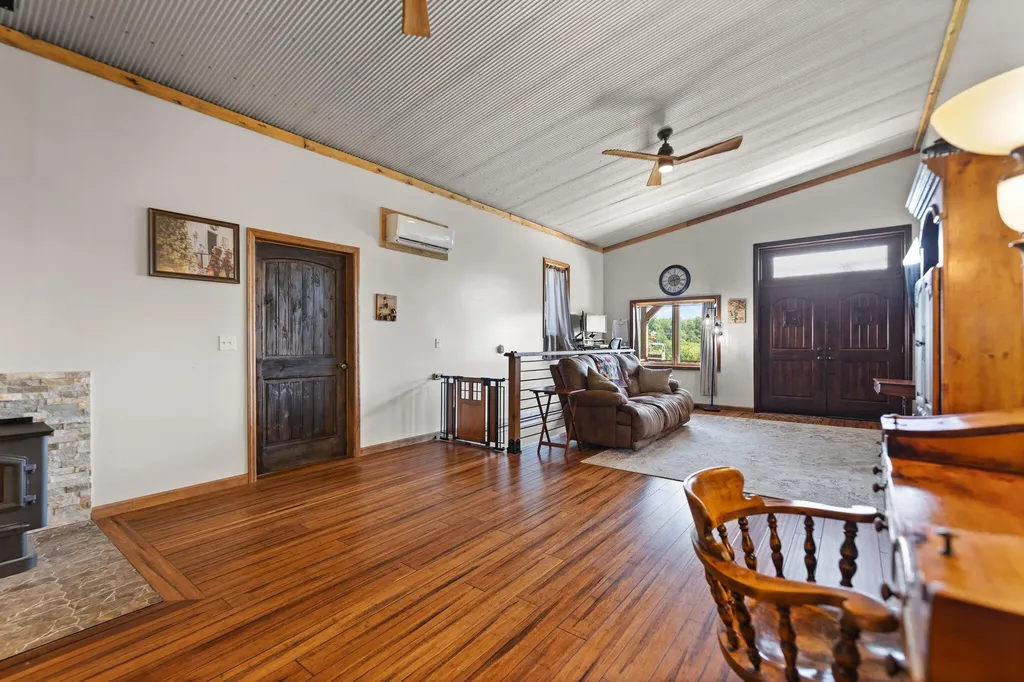 649 Snedegar Road Mt Sterling KY 40353
