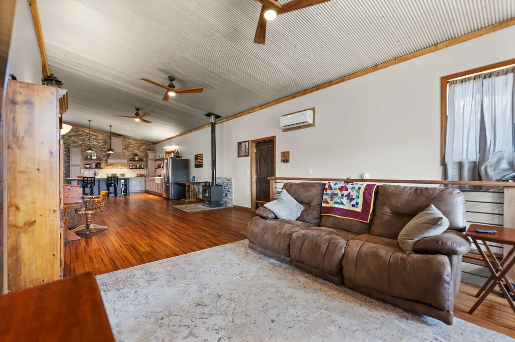 649 Snedegar Road Mt Sterling KY 40353