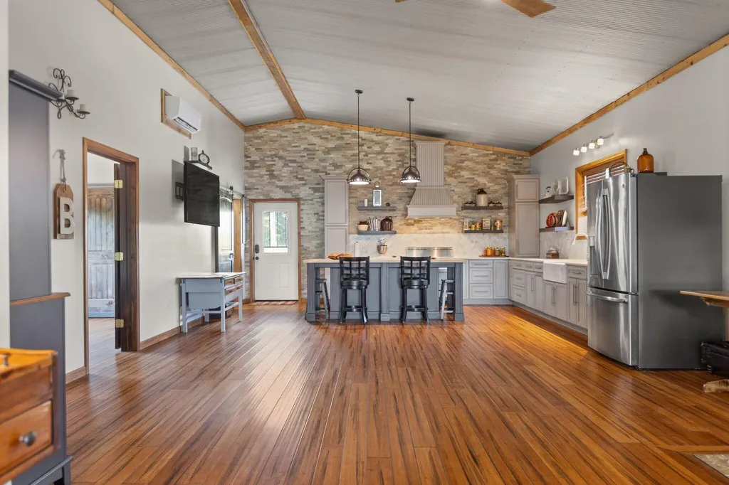 649 Snedegar Road Mt Sterling KY 40353