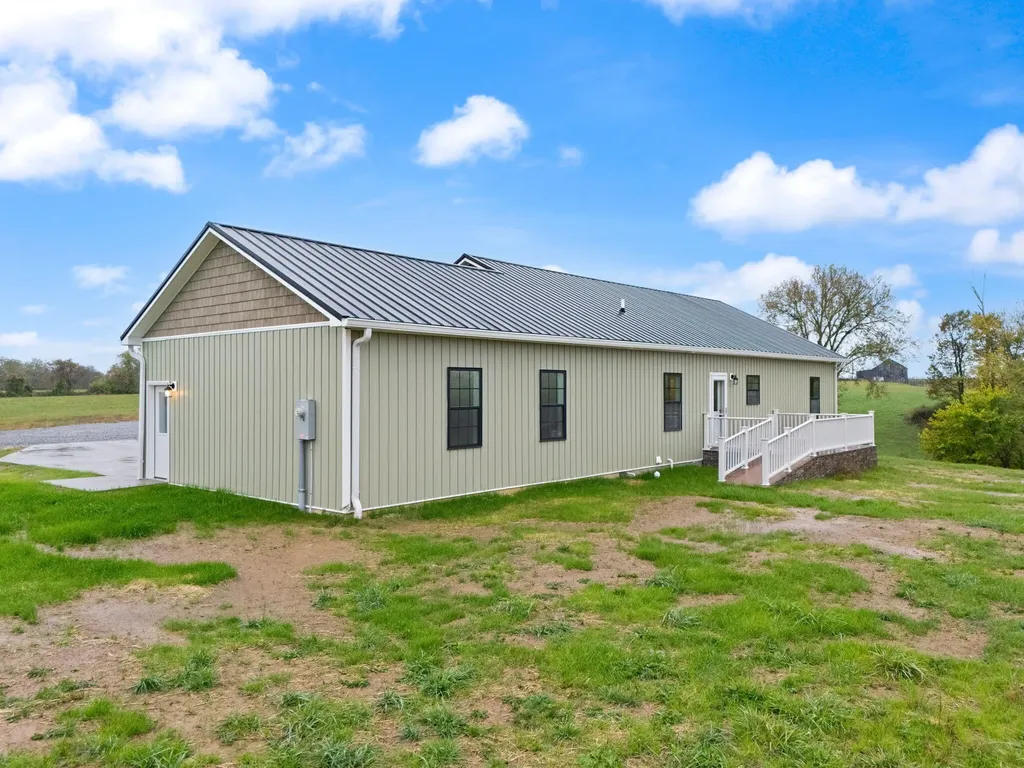 110 Sunflower Road Flemingsburg KY 41041