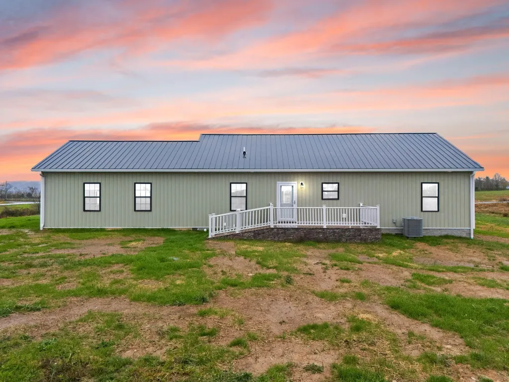 110 Sunflower Road Flemingsburg KY 41041
