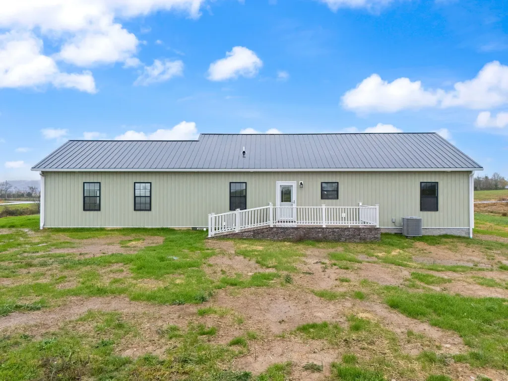 110 Sunflower Road Flemingsburg KY 41041