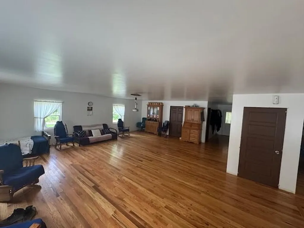 5183 Kentucky 36 Cynthiana KY 41031