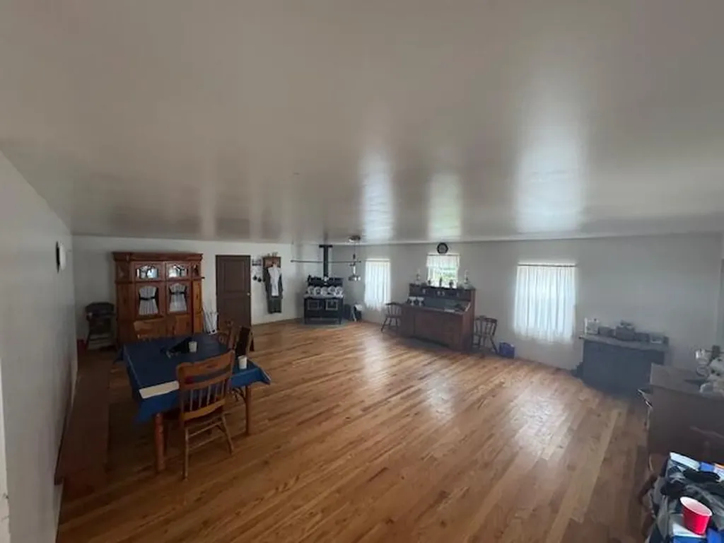 5183 Kentucky 36 Cynthiana KY 41031