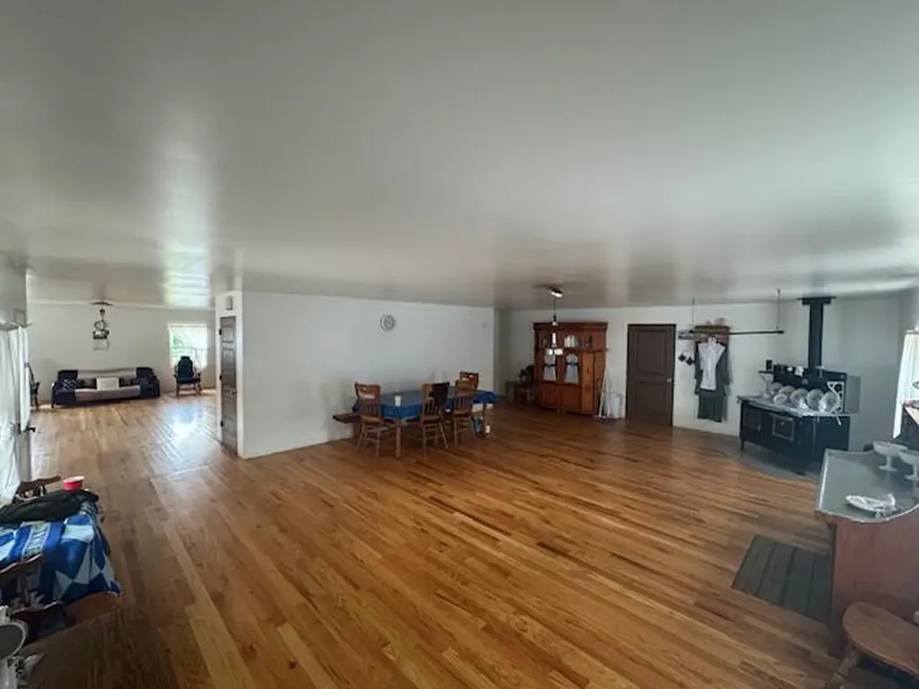 5183 Kentucky 36 Cynthiana KY 41031