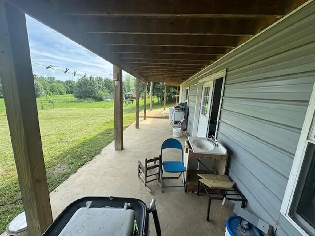 5183 Kentucky 36 Cynthiana KY 41031