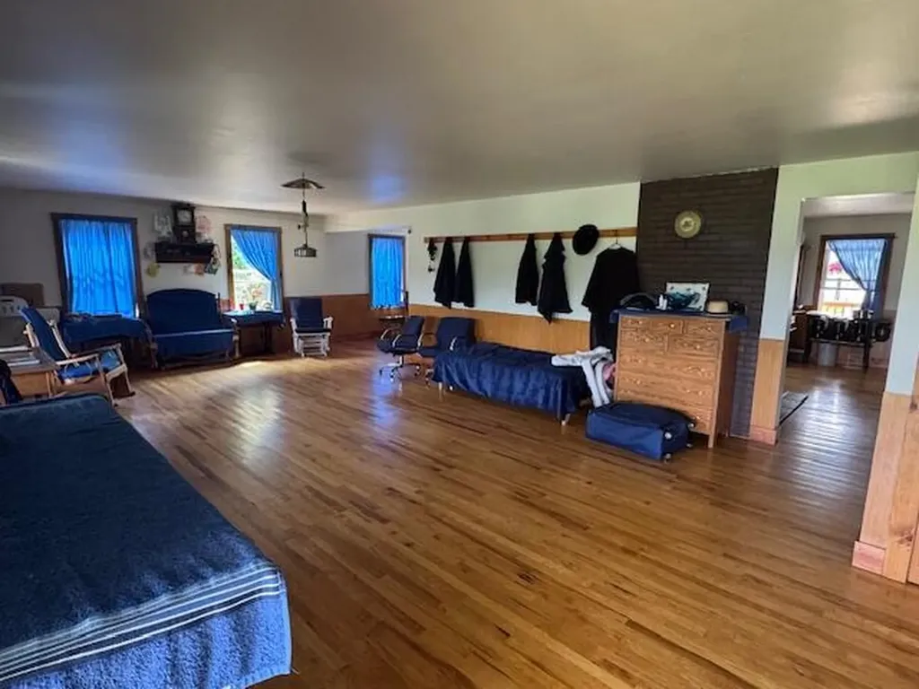 5183 Kentucky 36 Cynthiana KY 41031
