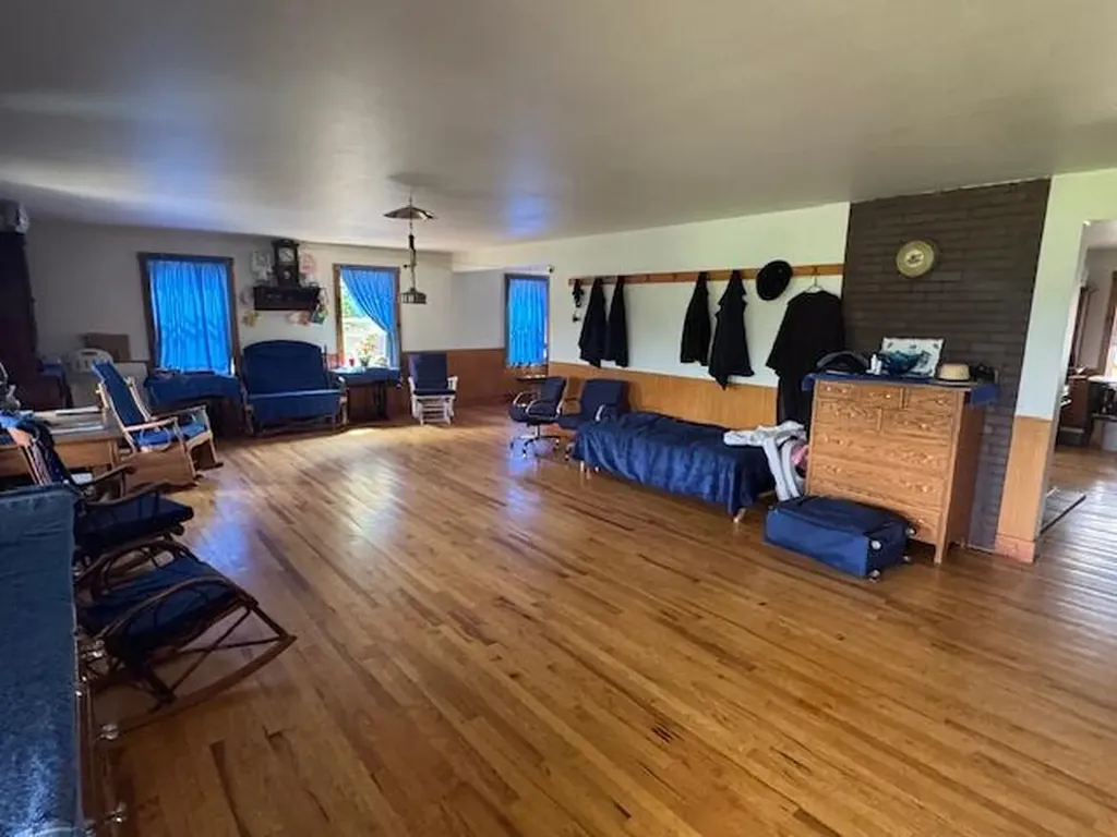 5183 Kentucky 36 Cynthiana KY 41031