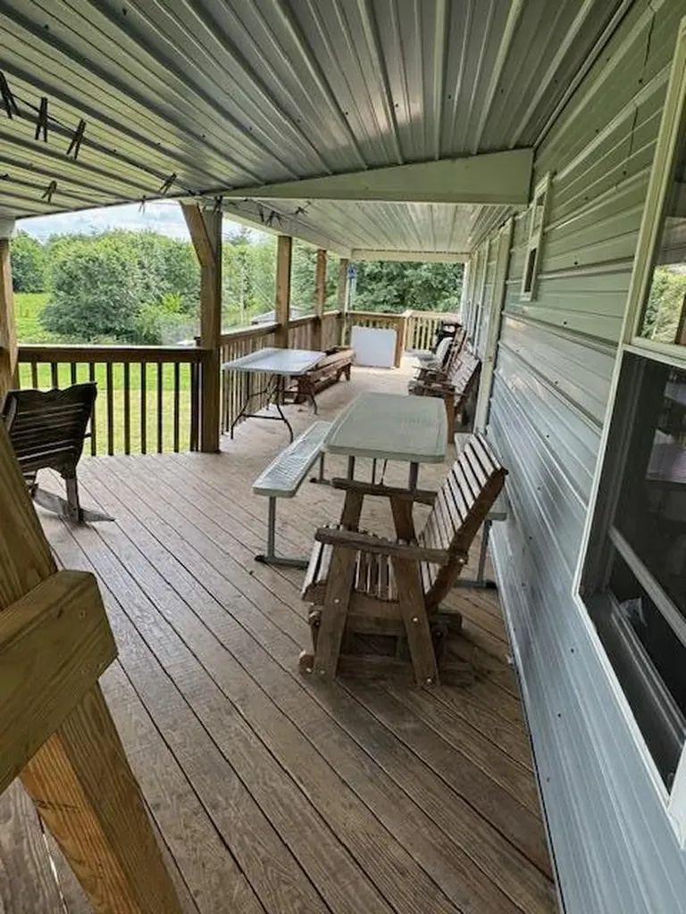 5183 Kentucky 36 Cynthiana KY 41031