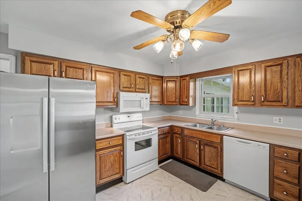 16 Whitebridge Lane Frankfort KY 40601