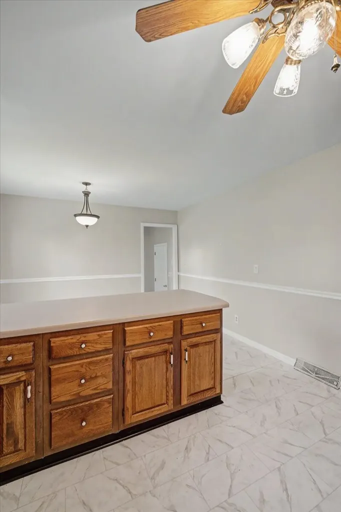 16 Whitebridge Lane Frankfort KY 40601