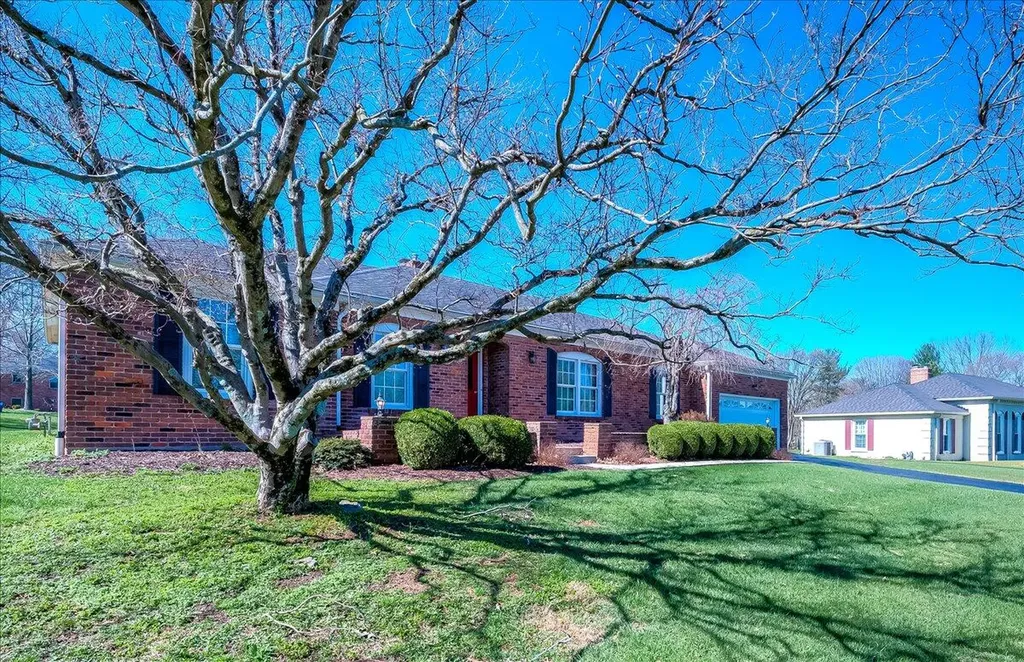 16 Whitebridge Lane Frankfort KY 40601