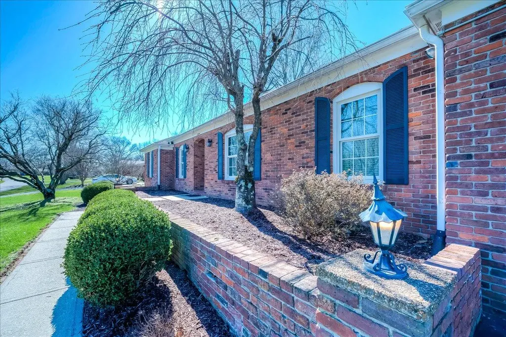 16 Whitebridge Lane Frankfort KY 40601