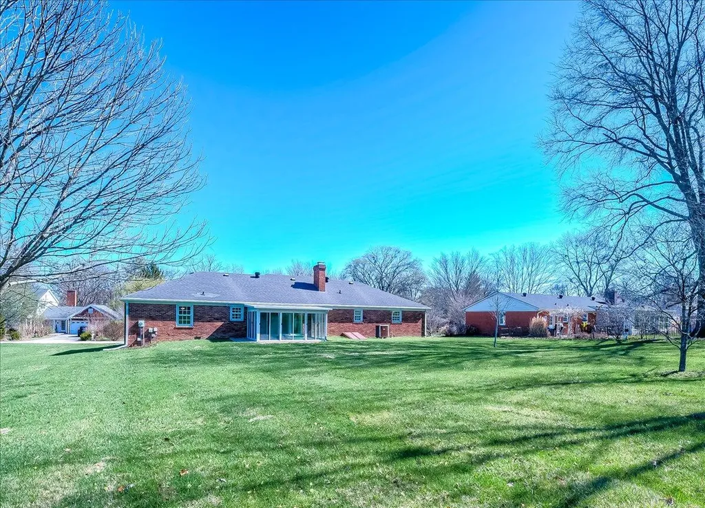 16 Whitebridge Lane Frankfort KY 40601
