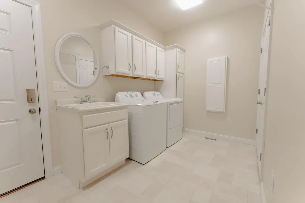 412 Murphy Lane Jamestown KY 42629