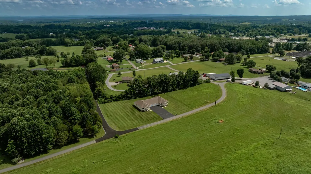 412 Murphy Lane Jamestown KY 42629