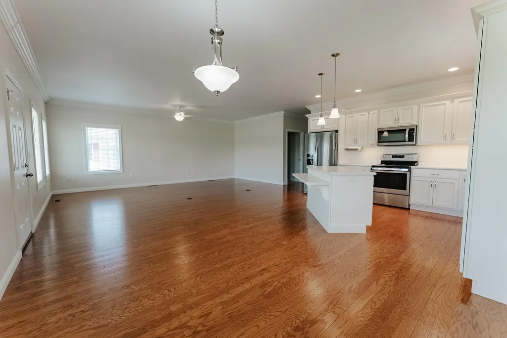 412 Murphy Lane Jamestown KY 42629