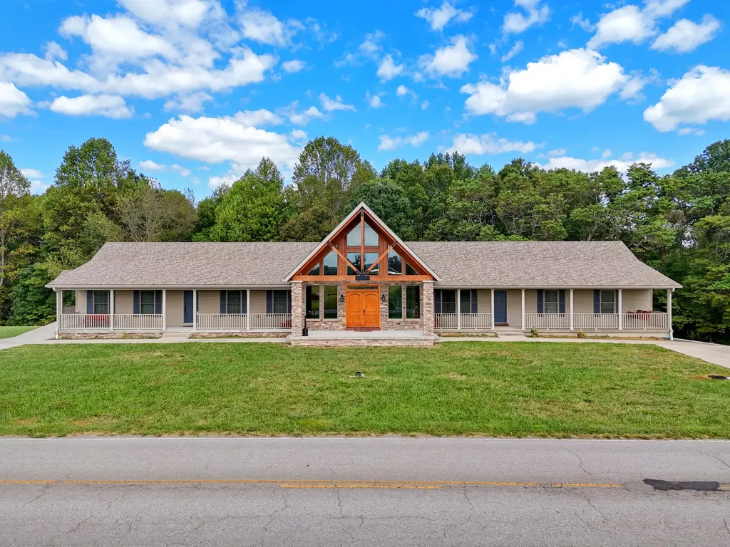 2735 Ky-501 Kings Mountain KY 40442