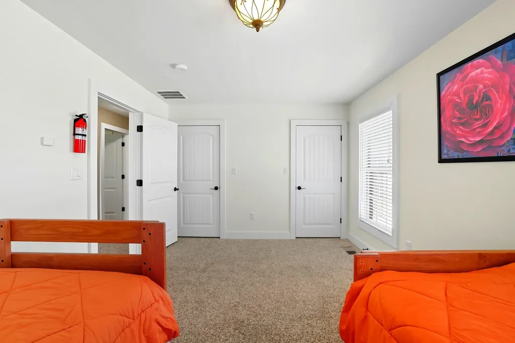 2735 Ky-501 Kings Mountain KY 40442