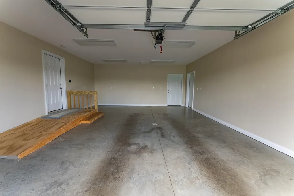 412-414 Murphy Lane Jamestown KY 42629