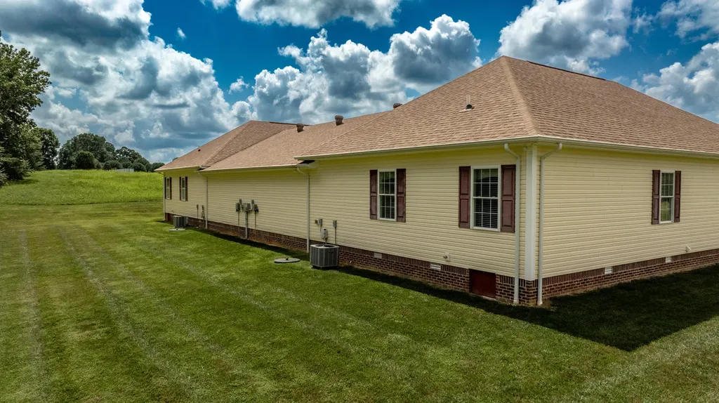 412-414 Murphy Lane Jamestown KY 42629