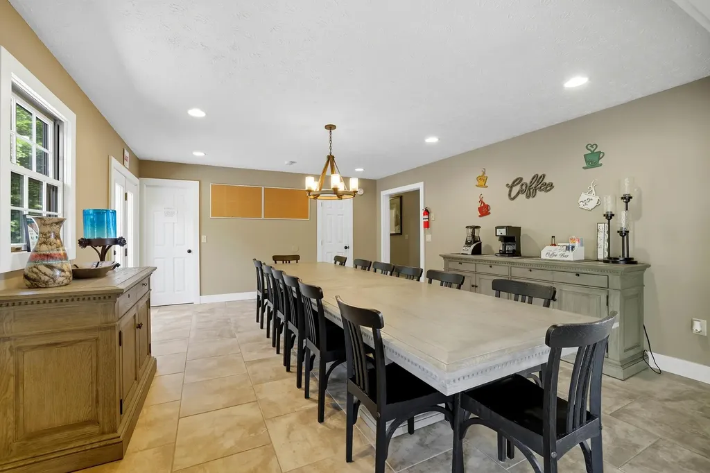 2735 Ky-501 Kings Mountain KY 40442