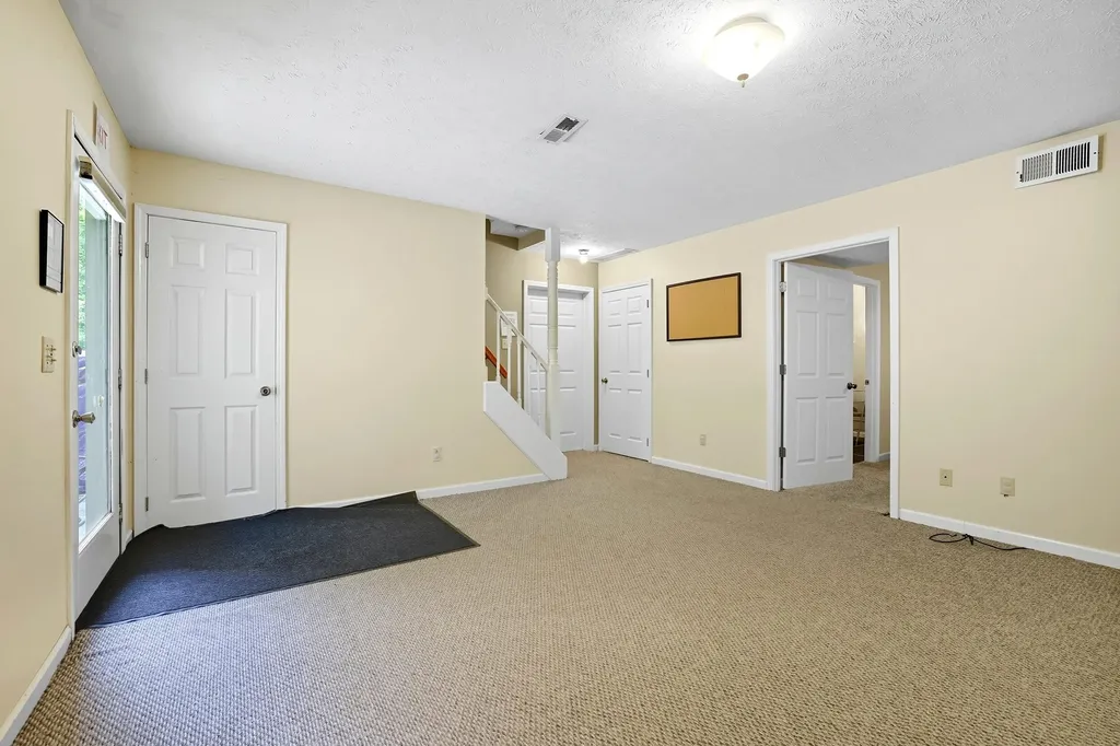 2735 Ky-501 Kings Mountain KY 40442