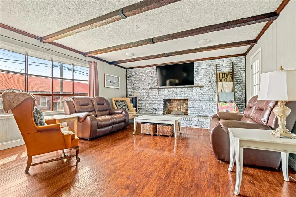 618 S 2nd Street Williamsburg KY 40769
