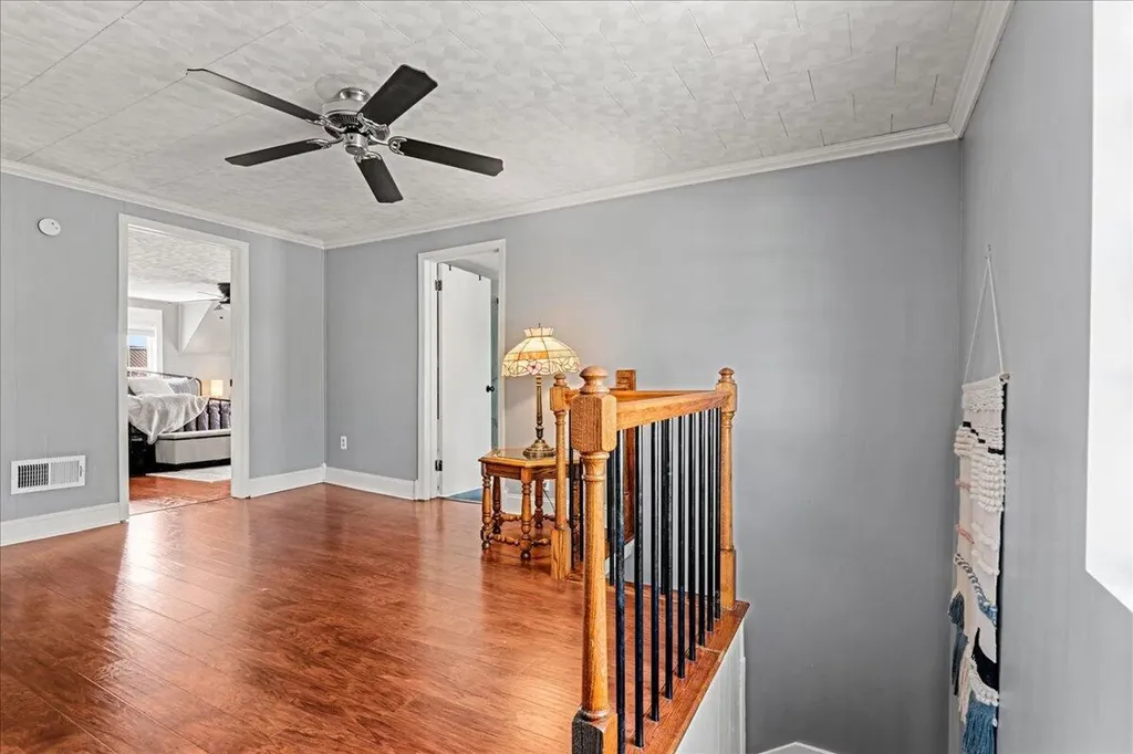 618 S 2nd Street Williamsburg KY 40769