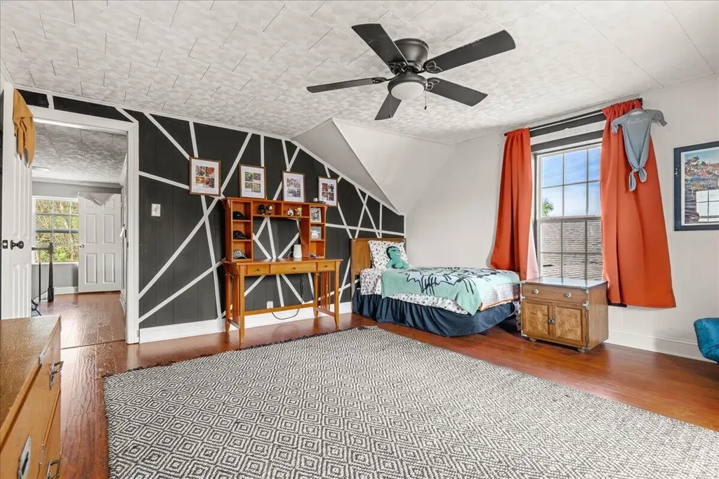 618 S 2nd Street Williamsburg KY 40769