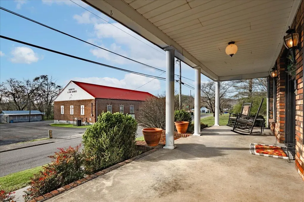 618 S 2nd Street Williamsburg KY 40769