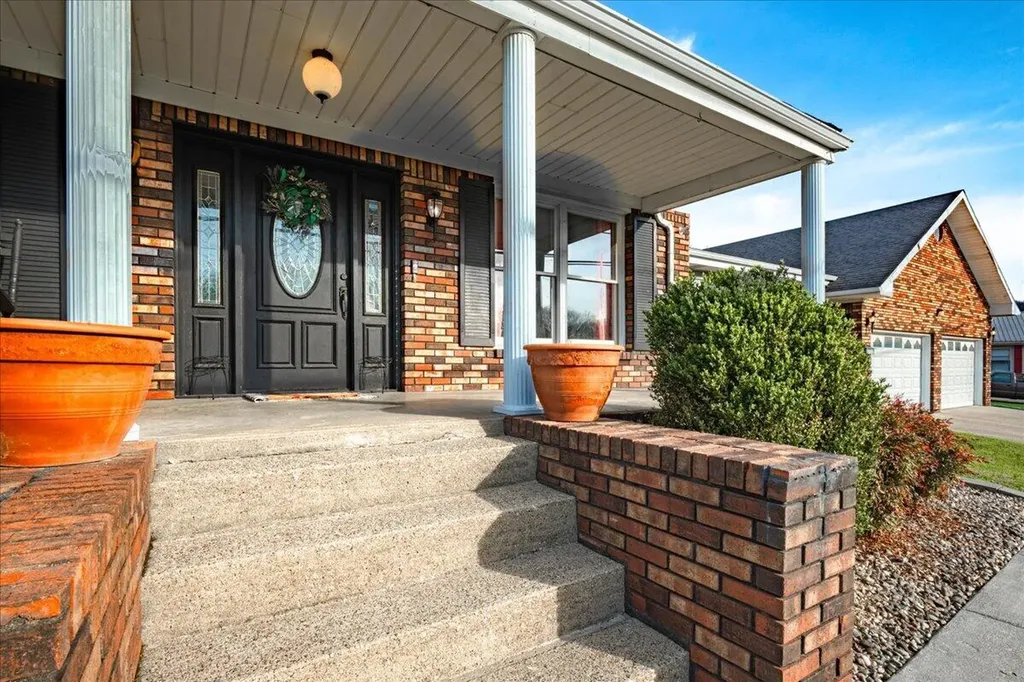 618 S 2nd Street Williamsburg KY 40769