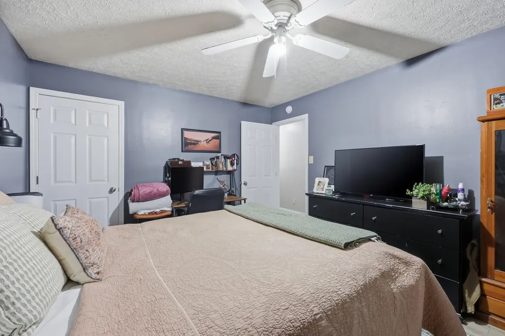 1092 Winchester Road Irvine KY 40336