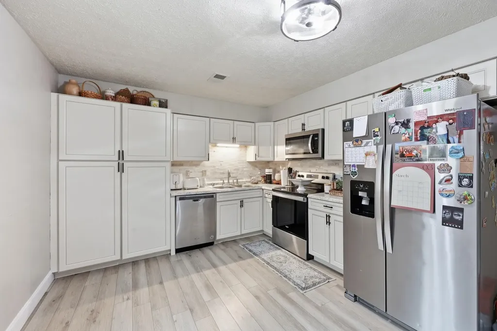1092 Winchester Road Irvine KY 40336