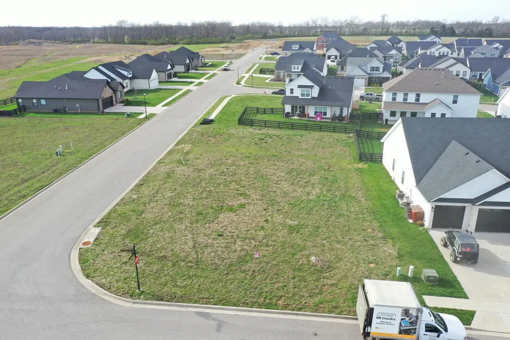200 Golden Burley Avenue Nicholasville KY 40356