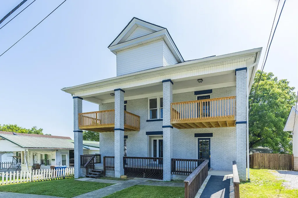 265 S Highland Street Winchester KY 40391