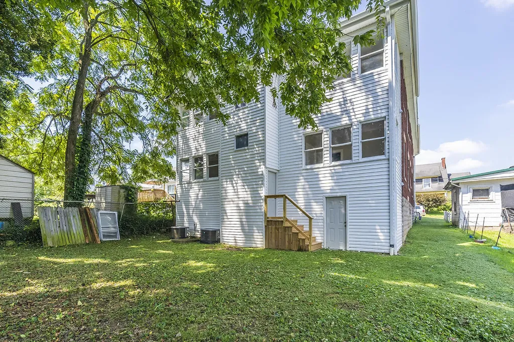 265 S Highland Street Winchester KY 40391
