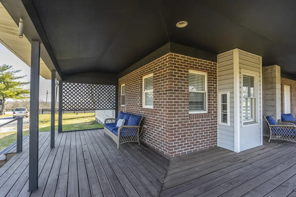4075 Lexington Road Harrodsburg KY 40330