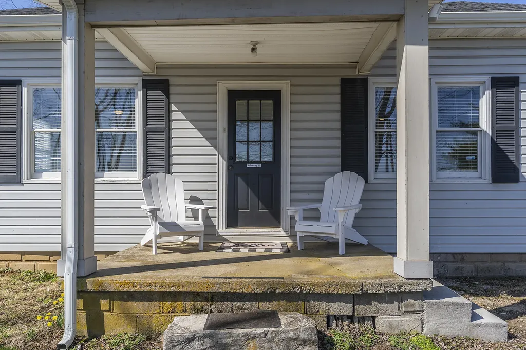 4075 Lexington Road Harrodsburg KY 40330