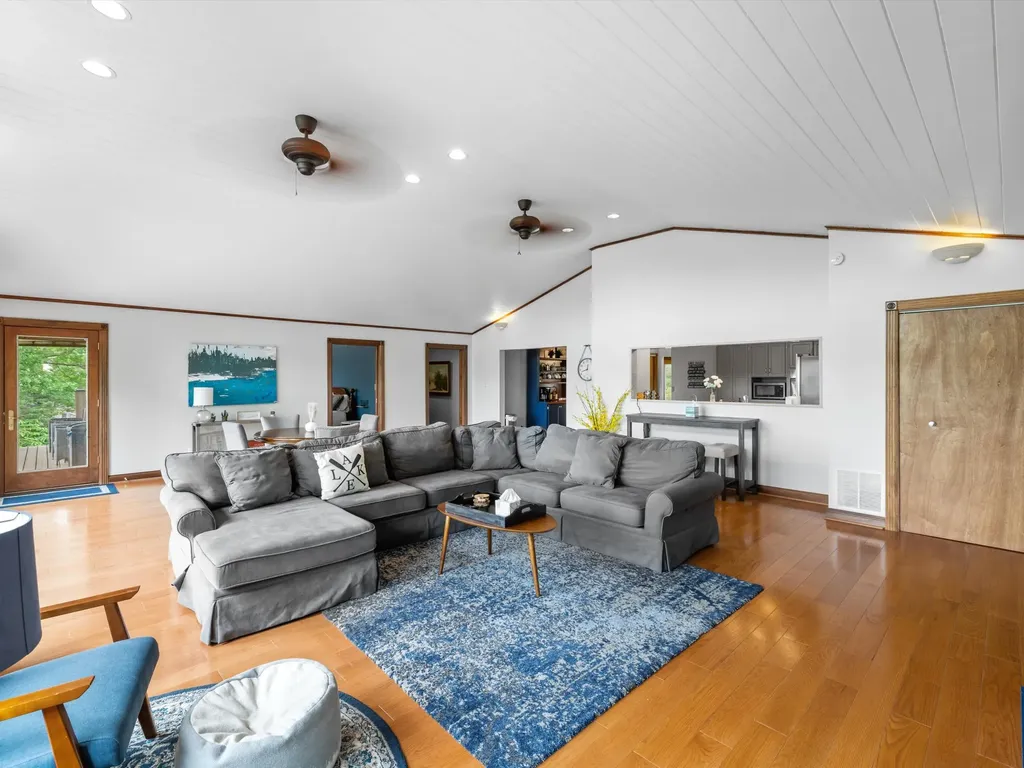 389 Lakeview Drive Somerset KY 42503