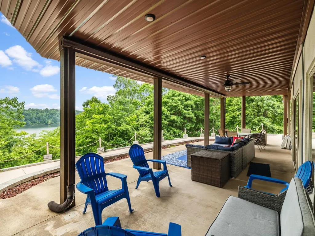 389 Lakeview Drive Somerset KY 42503