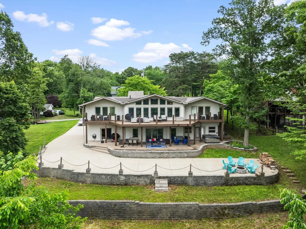 389 Lakeview Drive Somerset KY 42503
