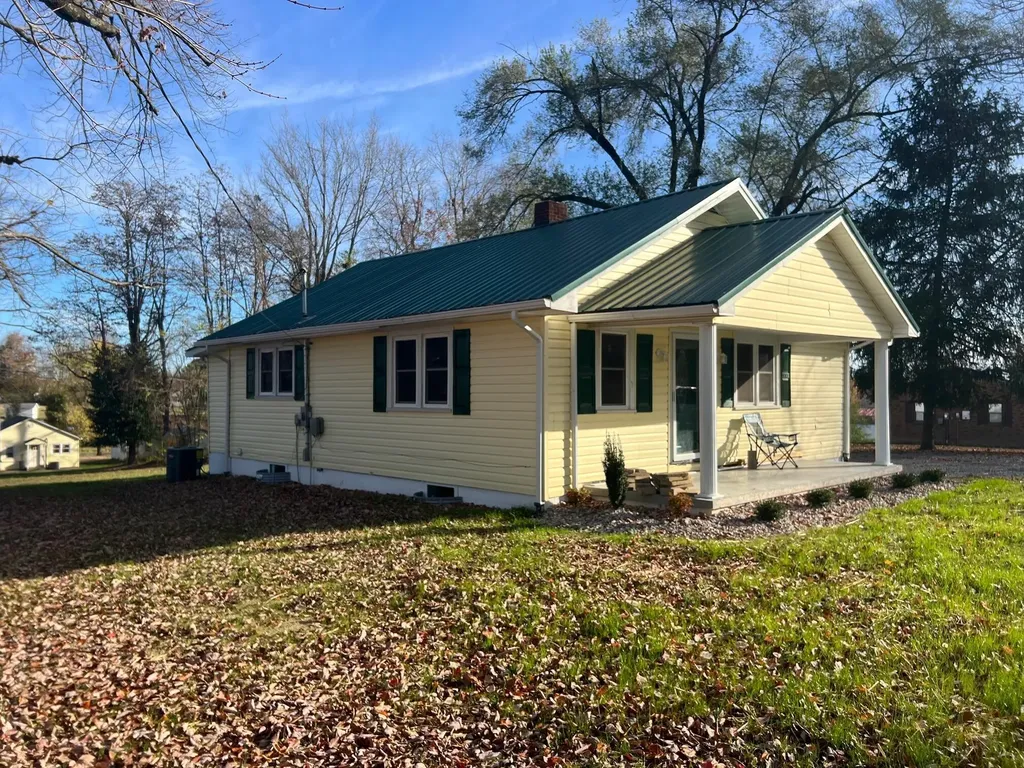 50 Richards Drive Russell Springs KY 42642