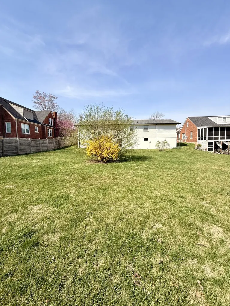 402 Clements Avenue Somerset KY 42501